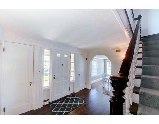 9 Marion Road Marblehead, MA 01945 - Photo 4 of 30