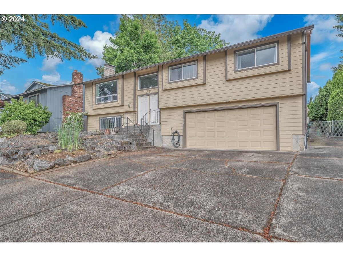 3853 Southwest 4th Street Gresham, OR 97030 - Photo 13 of 48 Gallery Image 13