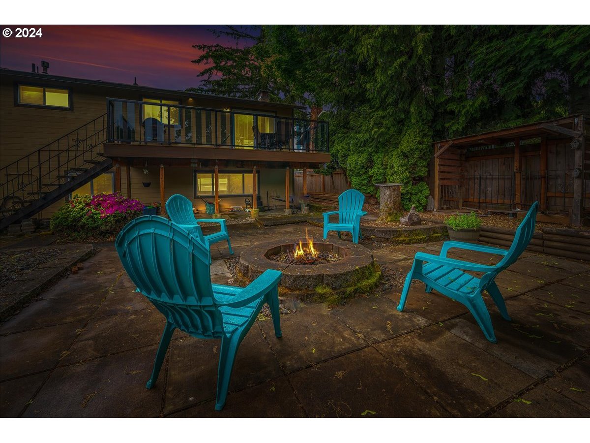 3853 Southwest 4th Street Gresham, OR 97030 - Photo 16 of 48 Gallery Image 16