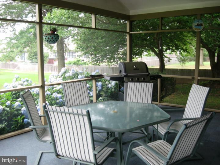 22 Howe Drive Dover, DE 19901 - Photo 18 of 22 Porch