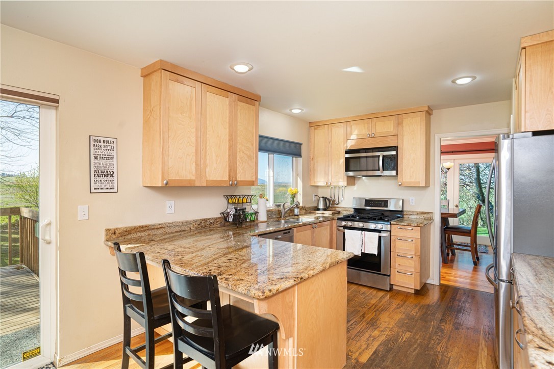 14518 T Loop Road Bow, WA 98232 - Photo 2 of 29 Gallery Image 2