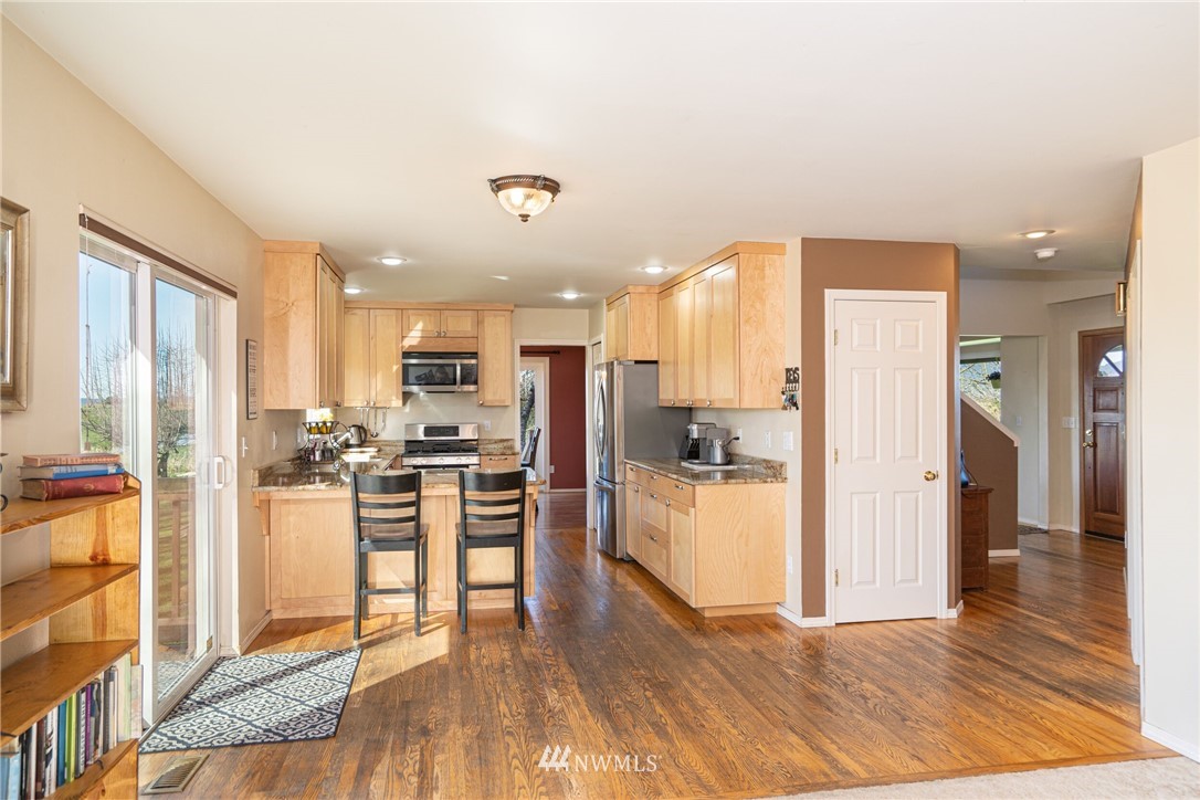 14518 T Loop Road Bow, WA 98232 - Photo 3 of 29 Gallery Image 3