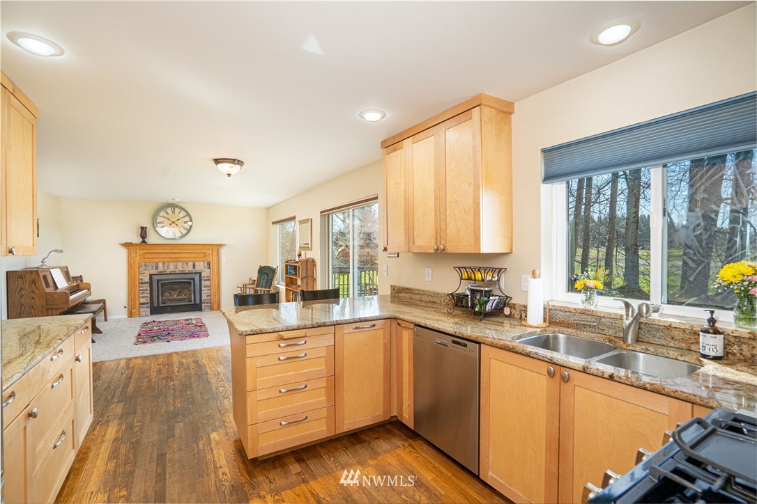14518 T Loop Road Bow, WA 98232 - Photo 4 of 29 Gallery Image 4
