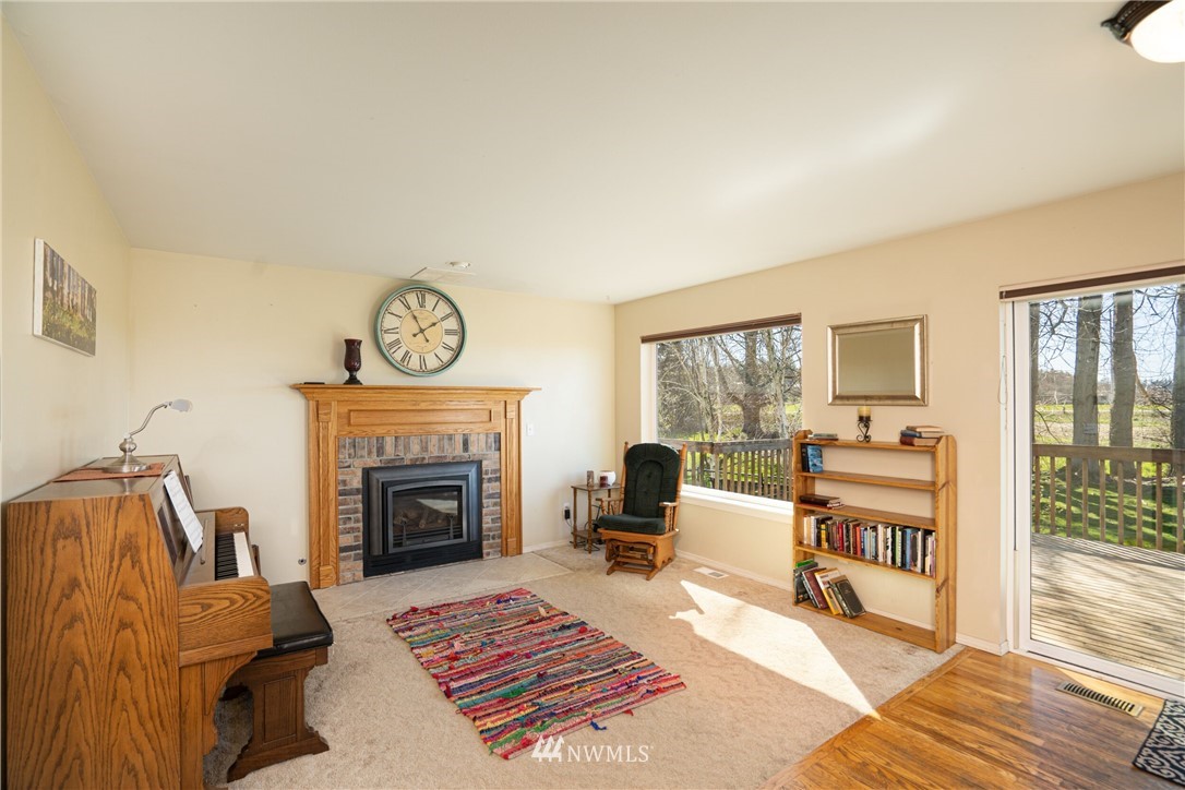 14518 T Loop Road Bow, WA 98232 - Photo 5 of 29 Gallery Image 5