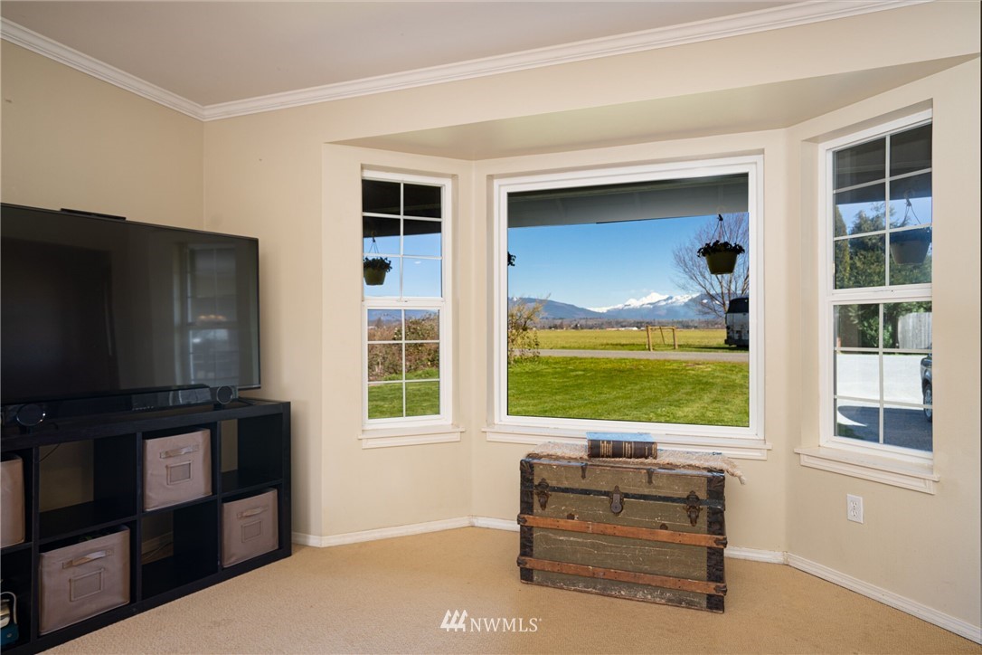 14518 T Loop Road Bow, WA 98232 - Photo 10 of 29 Gallery Image 10