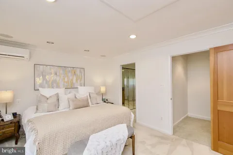 $950,000 | 6613 Kerns Road, Falls Church, VA 22042