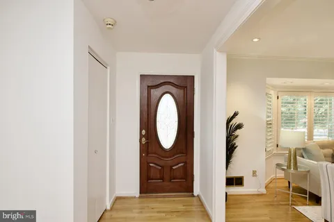 $950,000 | 6613 Kerns Road, Falls Church, VA 22042