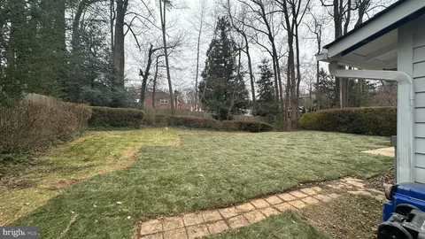 $950,000 | 6613 Kerns Road, Falls Church, VA 22042