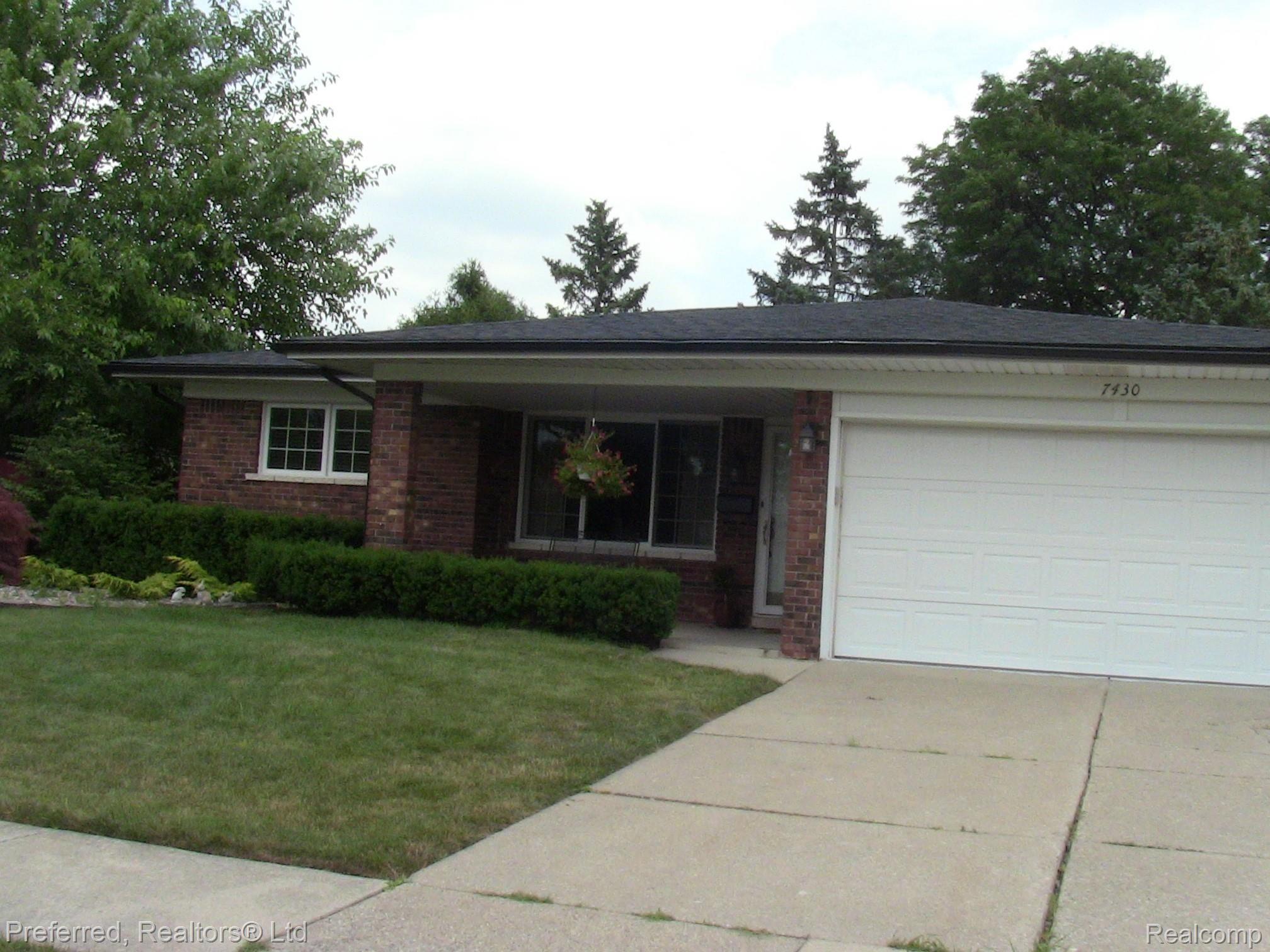 7430 Iron Gate Road Canton, MI 48187 - Photo 34 of 35 IMG_6418.JPG