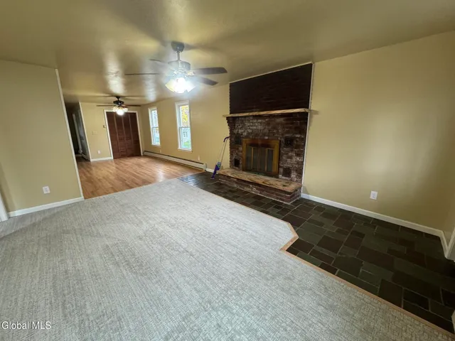 $177,000 | 9 Fon Clair Street, Johnstown, NY 12095