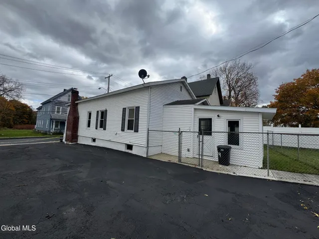 $177,000 | 9 Fon Clair Street, Johnstown, NY 12095
