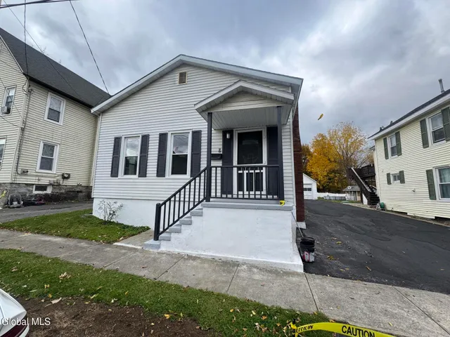 $177,000 | 9 Fon Clair Street, Johnstown, NY 12095