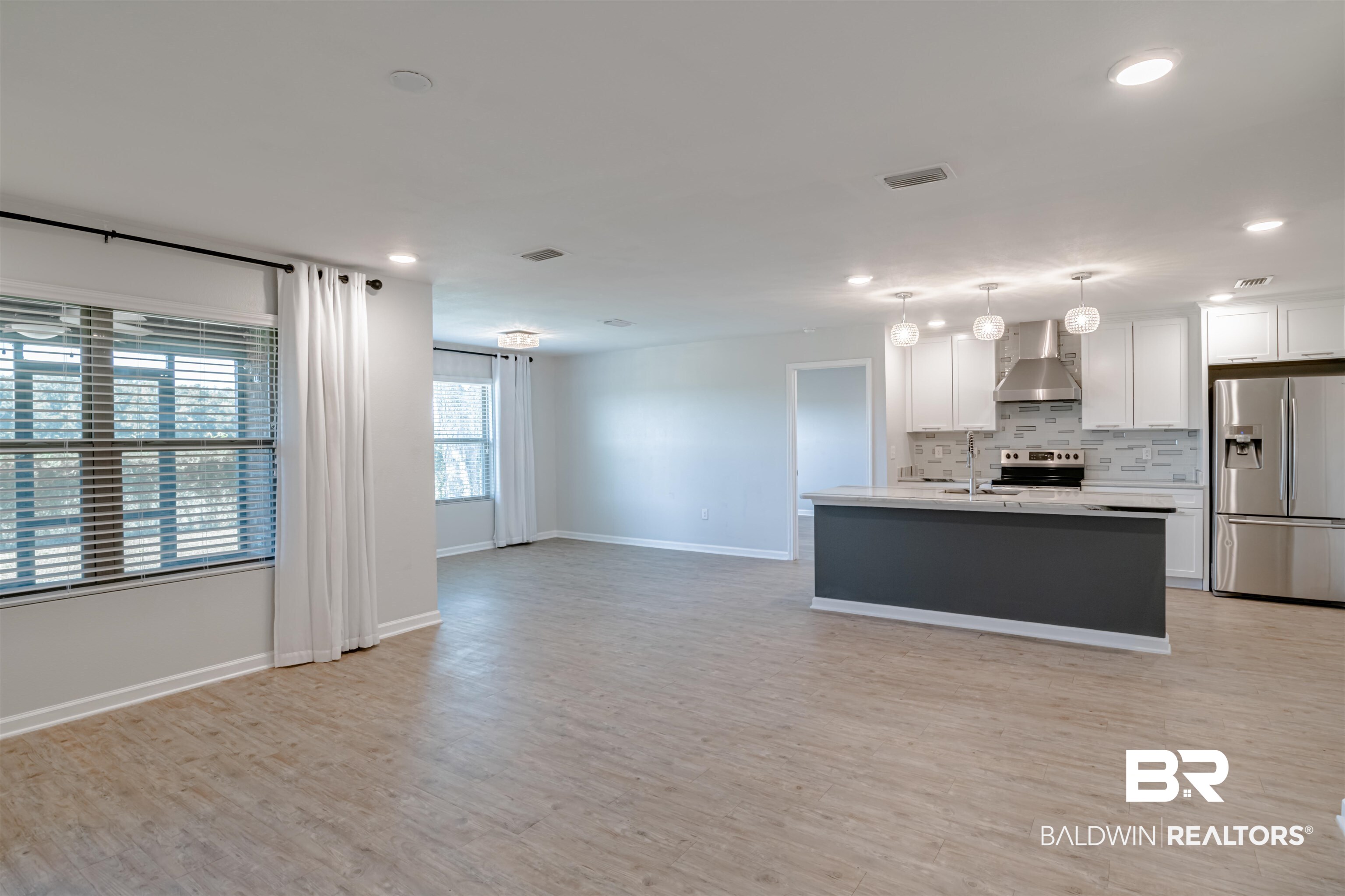 1664 Abbey Loop Foley, AL 36535 - Photo 11 of 31 Great Room and Kitchen