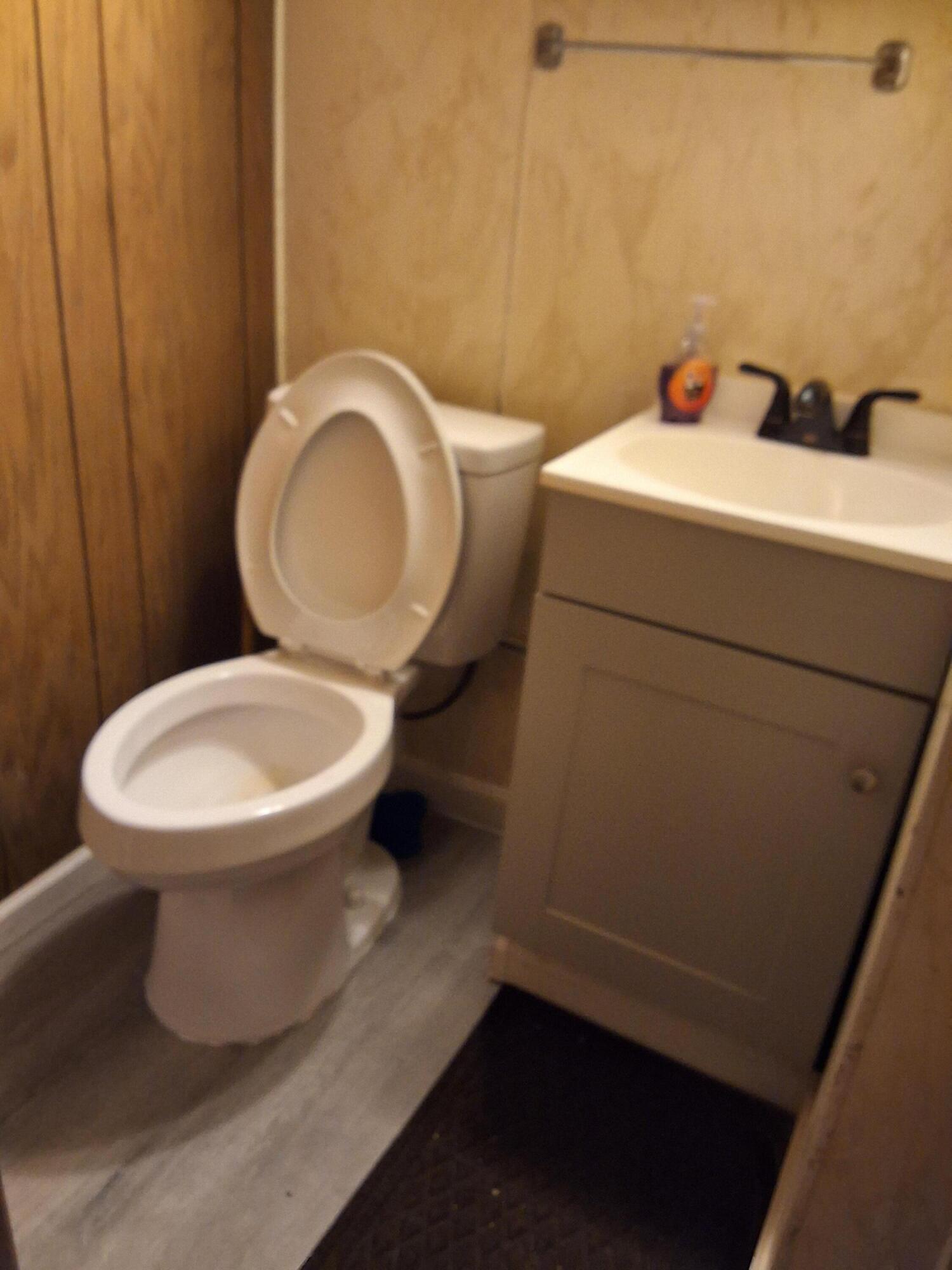 3536 North 62nd Street Milwaukee, WI 53216 - Photo 32 of 32 Half bath