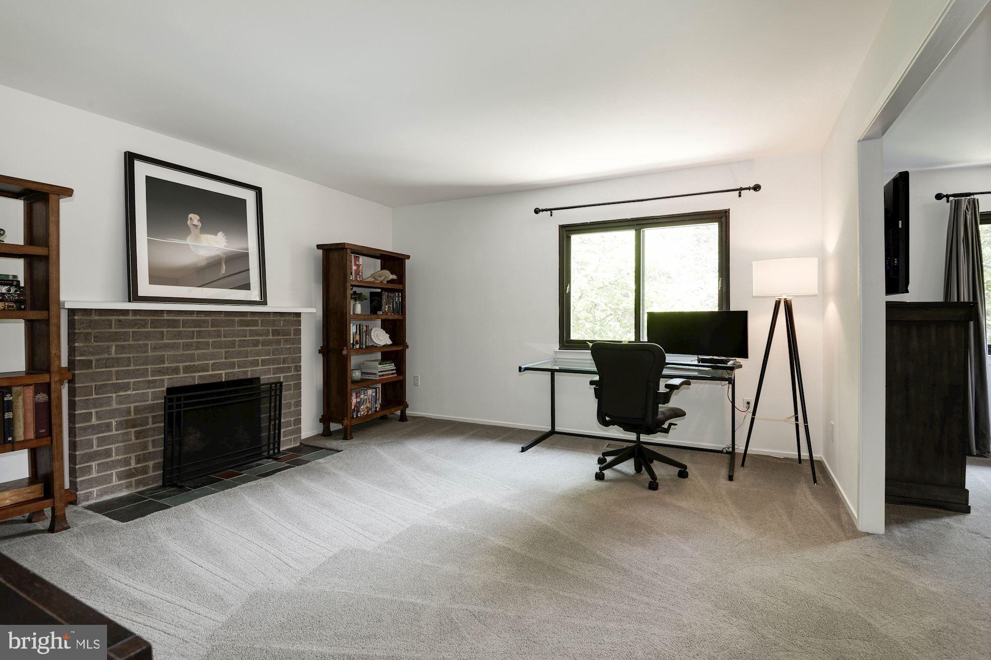 11396 Fairway Drive Reston, VA 20190 - Photo 17 of 45 Attached to master bedroom - office? nursery?