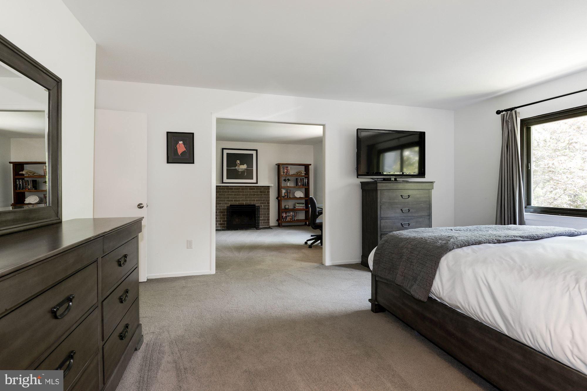 11396 Fairway Drive Reston, VA 20190 - Photo 18 of 45 Mastger Bedroom into office/flex space.