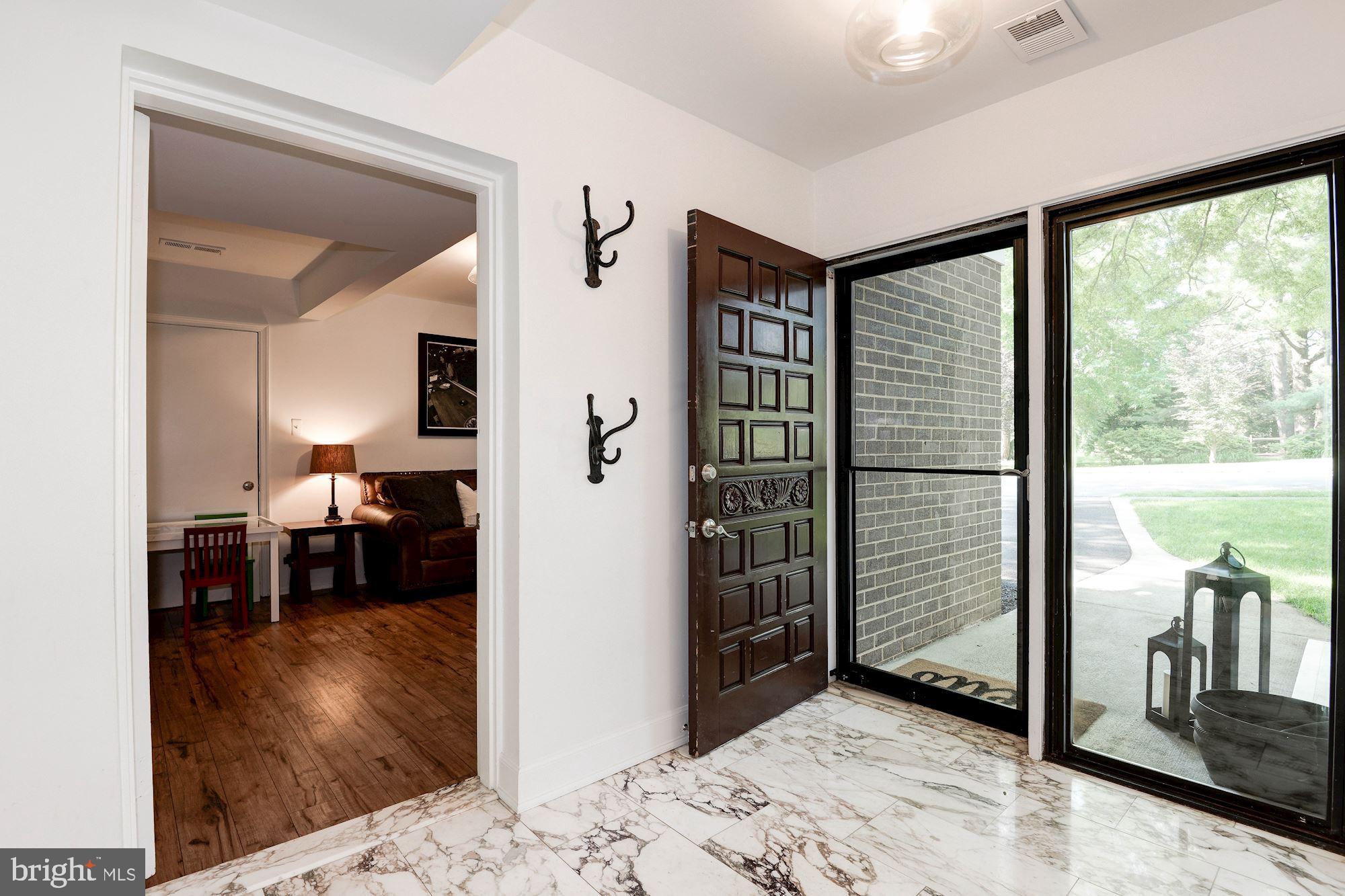 11396 Fairway Drive Reston, VA 20190 - Photo 3 of 45 Foyer is bright and open!