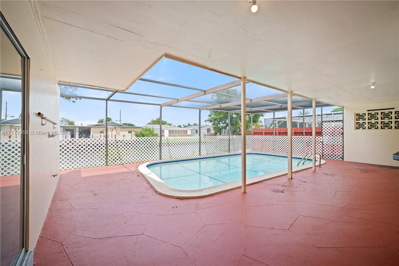 6637 Ficus Drive Miramar, FL 33023 - Photo 27 of 32