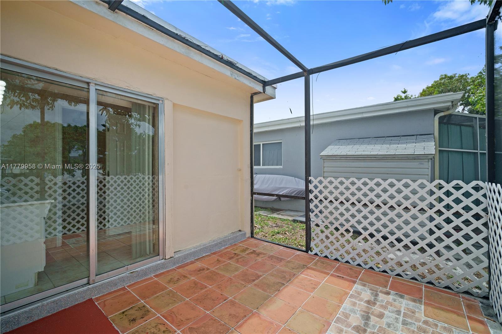 6637 Ficus Drive Miramar, FL 33023 - Photo 29 of 32