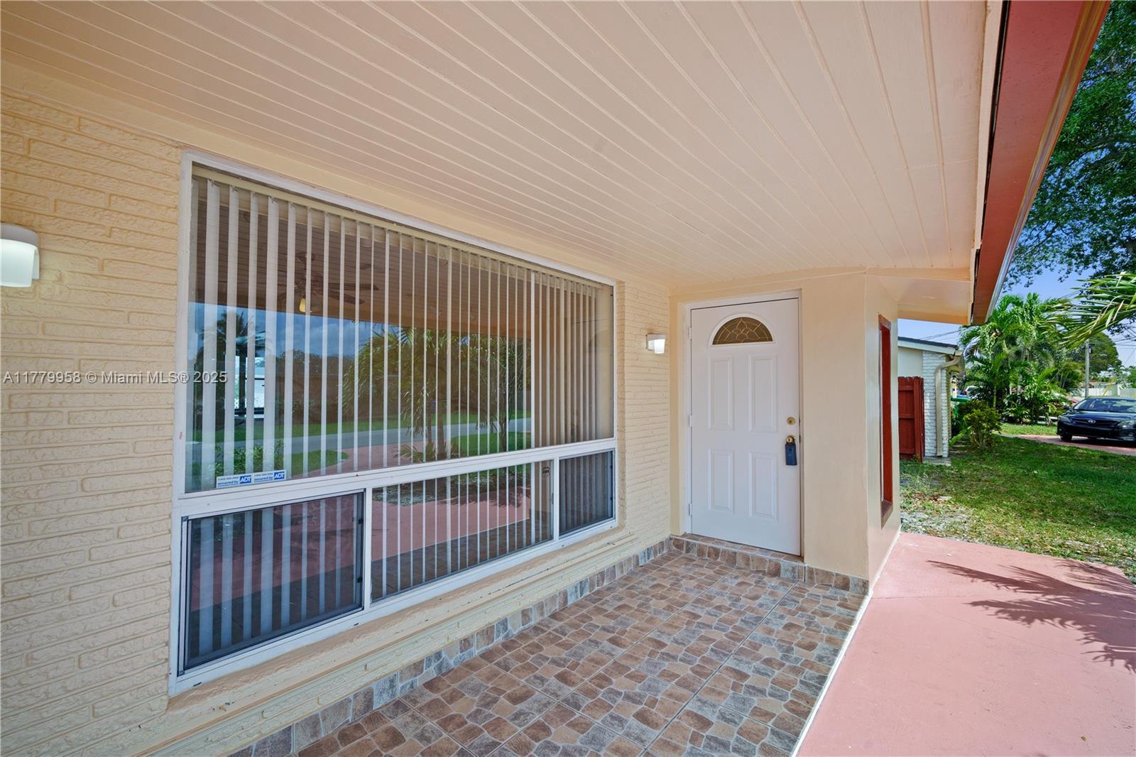 6637 Ficus Drive Miramar, FL 33023 - Photo 7 of 32