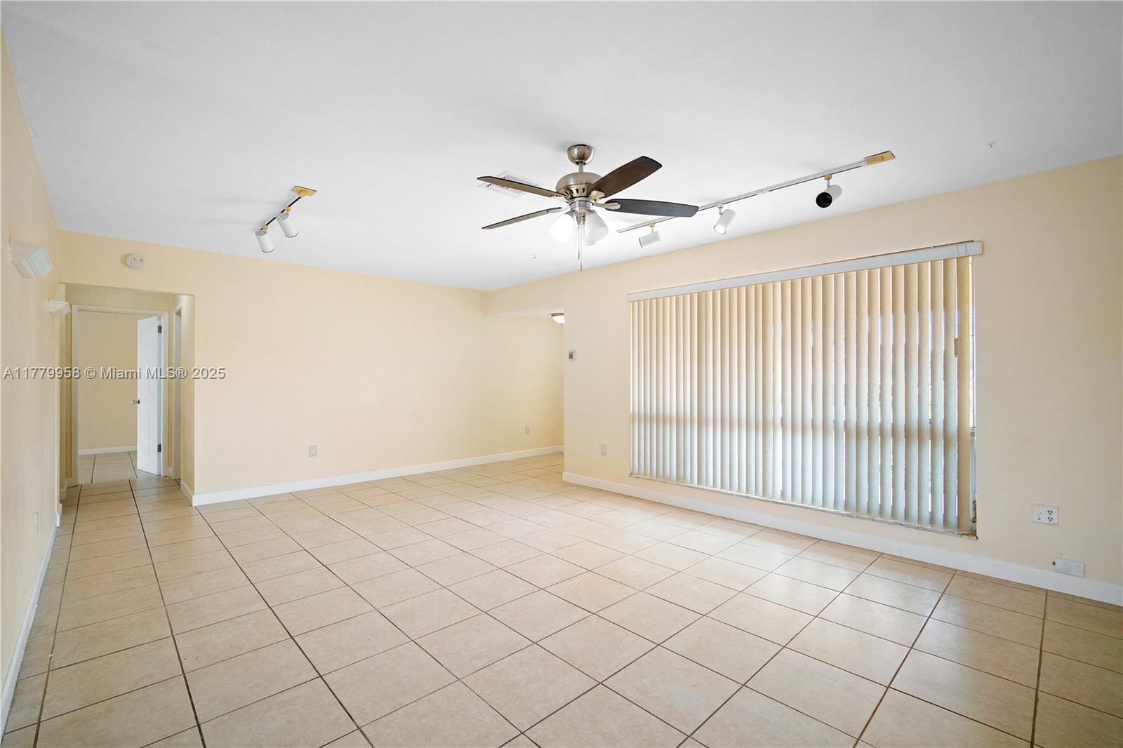 6637 Ficus Drive Miramar, FL 33023 - Photo 10 of 32