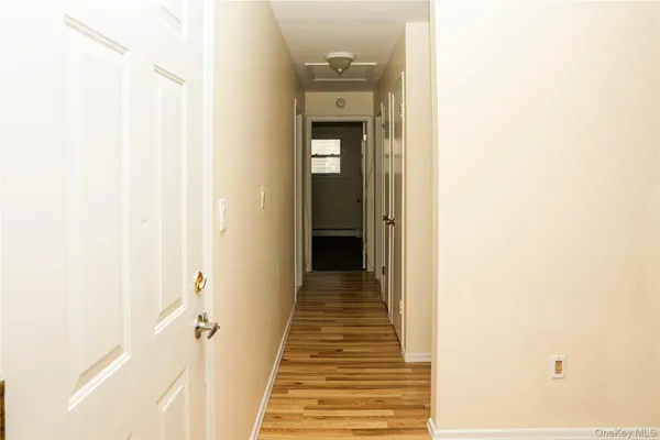 $3,000 | 13 Regina Place, Yonkers, NY 10703