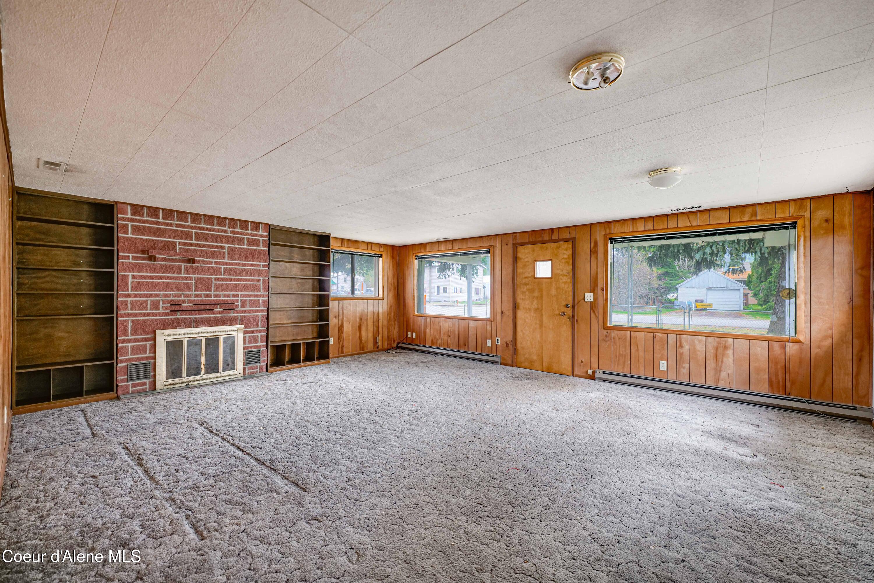 222 North Fourth Street Osburn, ID 83849 - Photo 10 of 20 222 N-15