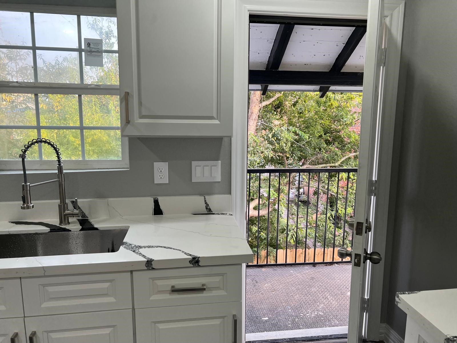 4011 Delano Street, Unit 4 Houston, TX 77004 - Photo 7 of 12