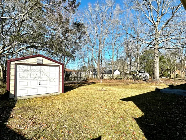 $2,250 | 6 Duck Pond Court, Goose Creek, SC 29445