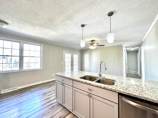 $2,250 | 6 Duck Pond Court, Goose Creek, SC 29445
