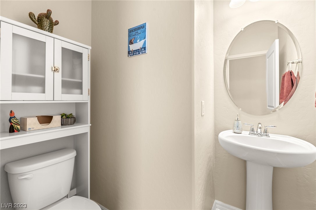 10236 Mopan Road Las Vegas, NV 89178 - Photo 14 of 34 Gallery Image 14