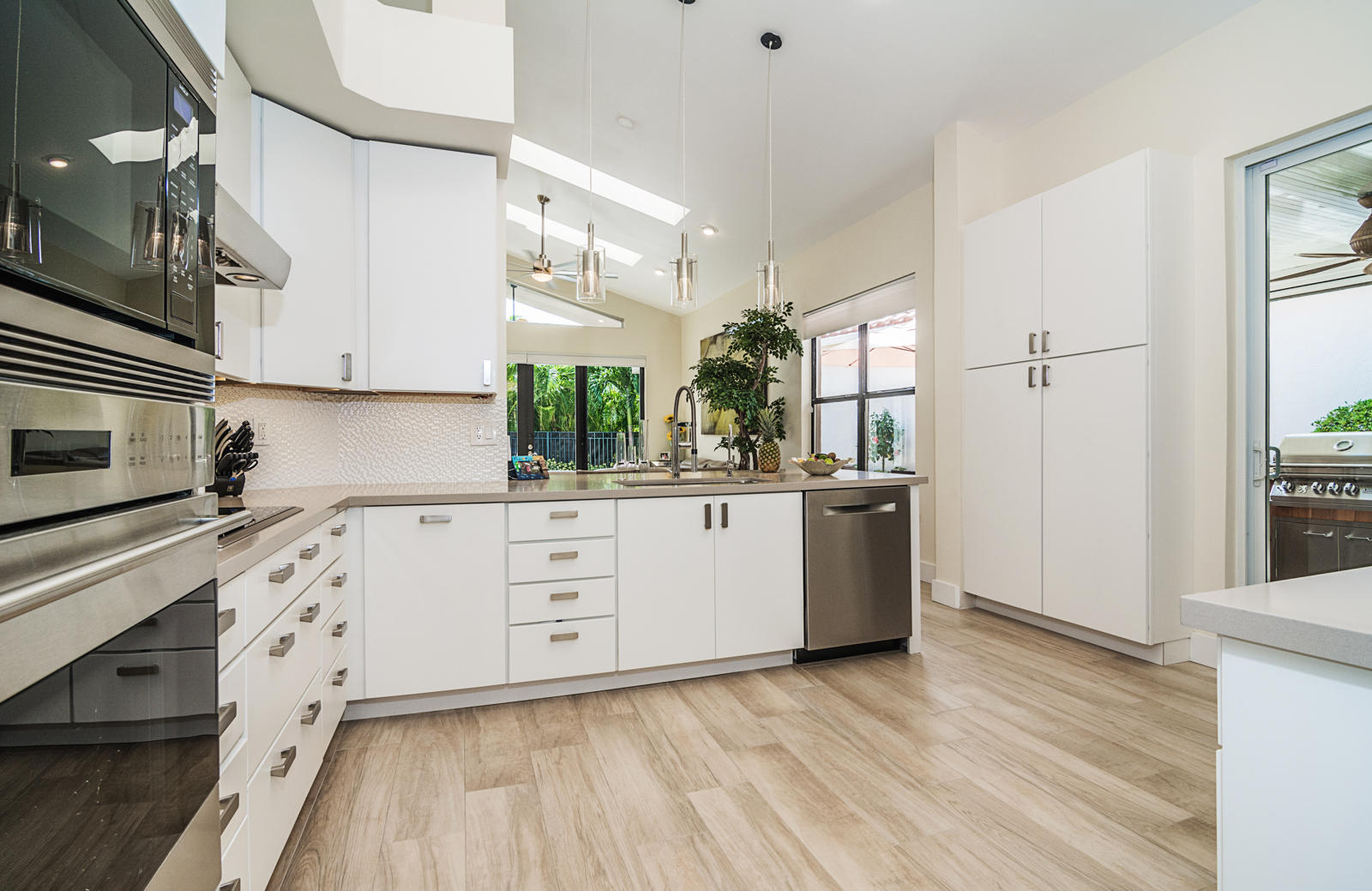 6176 Northwest 24th Street Boca Raton, FL 33434 - Photo 25 of 91 b-18