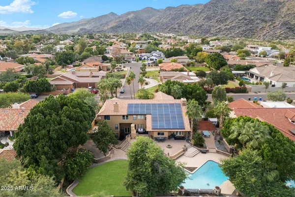 $1,999,000 | 11621 South Blackfoot Drive, Phoenix, AZ 85044