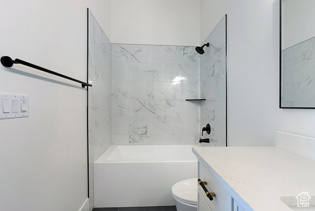 3145 Snow Cyn Road Hurricane, UT 84737 - Photo 26 of 38 Bathroom featuring vanity and shower combination