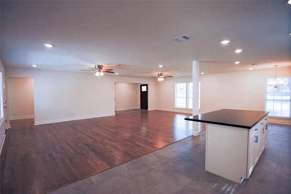 $3,000 | 8006 Richmond Avenue, Houston, TX 77063
