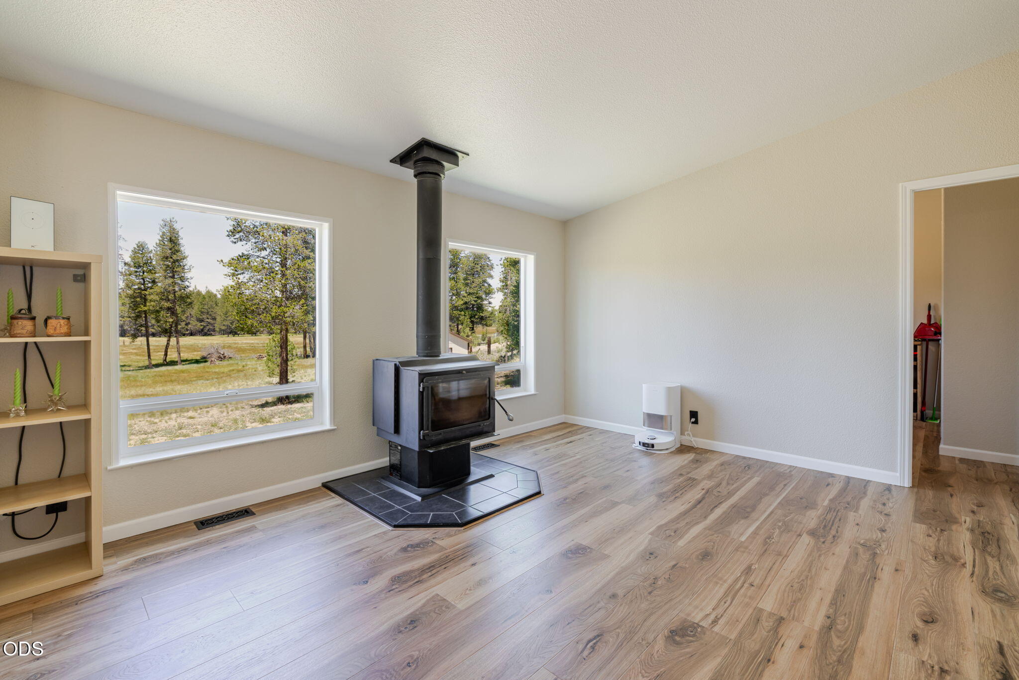 151154 Beal Road La Pine, OR 97739 - Photo 13 of 47