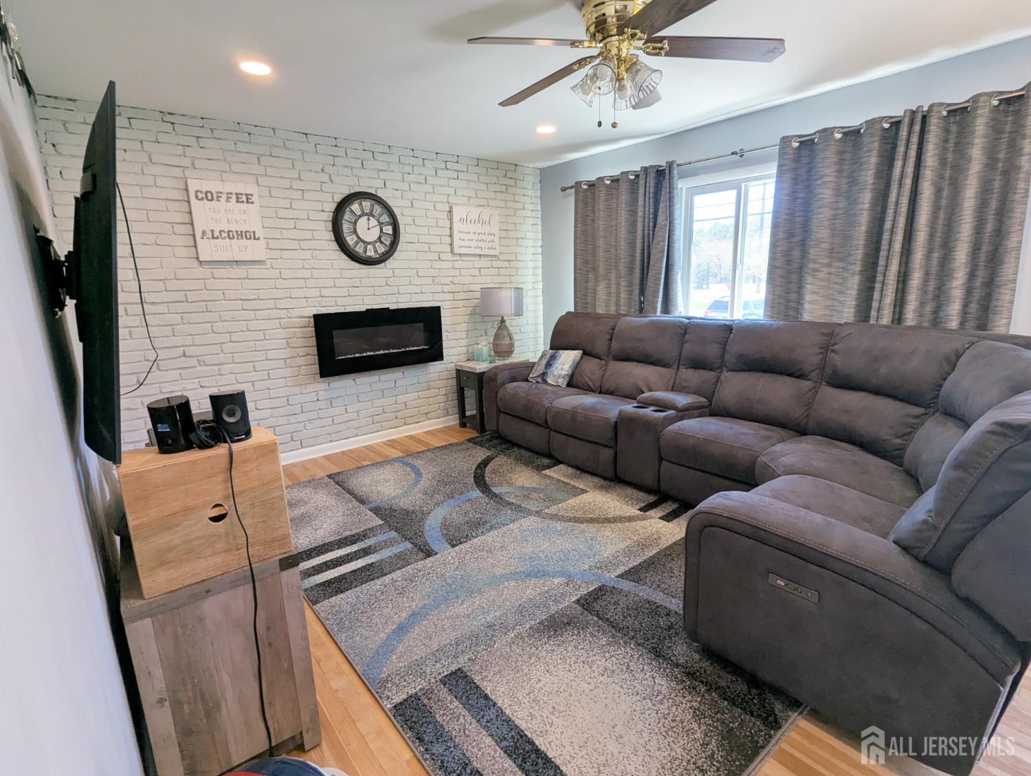 370 Marlboro Road Old Bridge, NJ 08857 - Photo 3 of 26