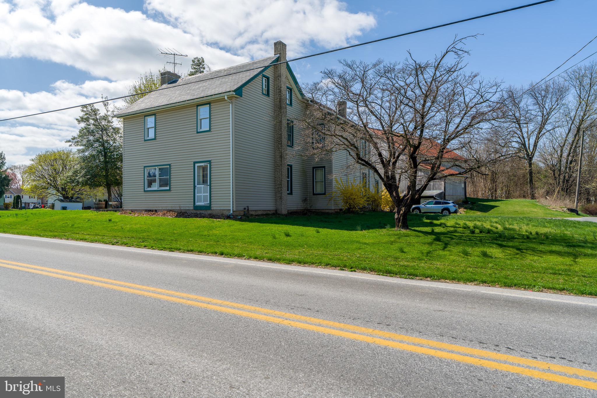 1 Prospect Road Strasburg, PA 17579 - Photo 45 of 66 a front view of house with yard and green space