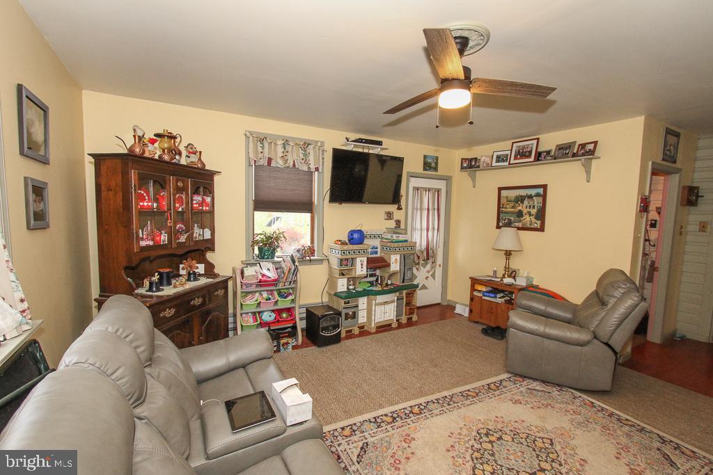 138 West Branch Road Barto, PA 19504 - Photo 3 of 25 Gallery Image 3