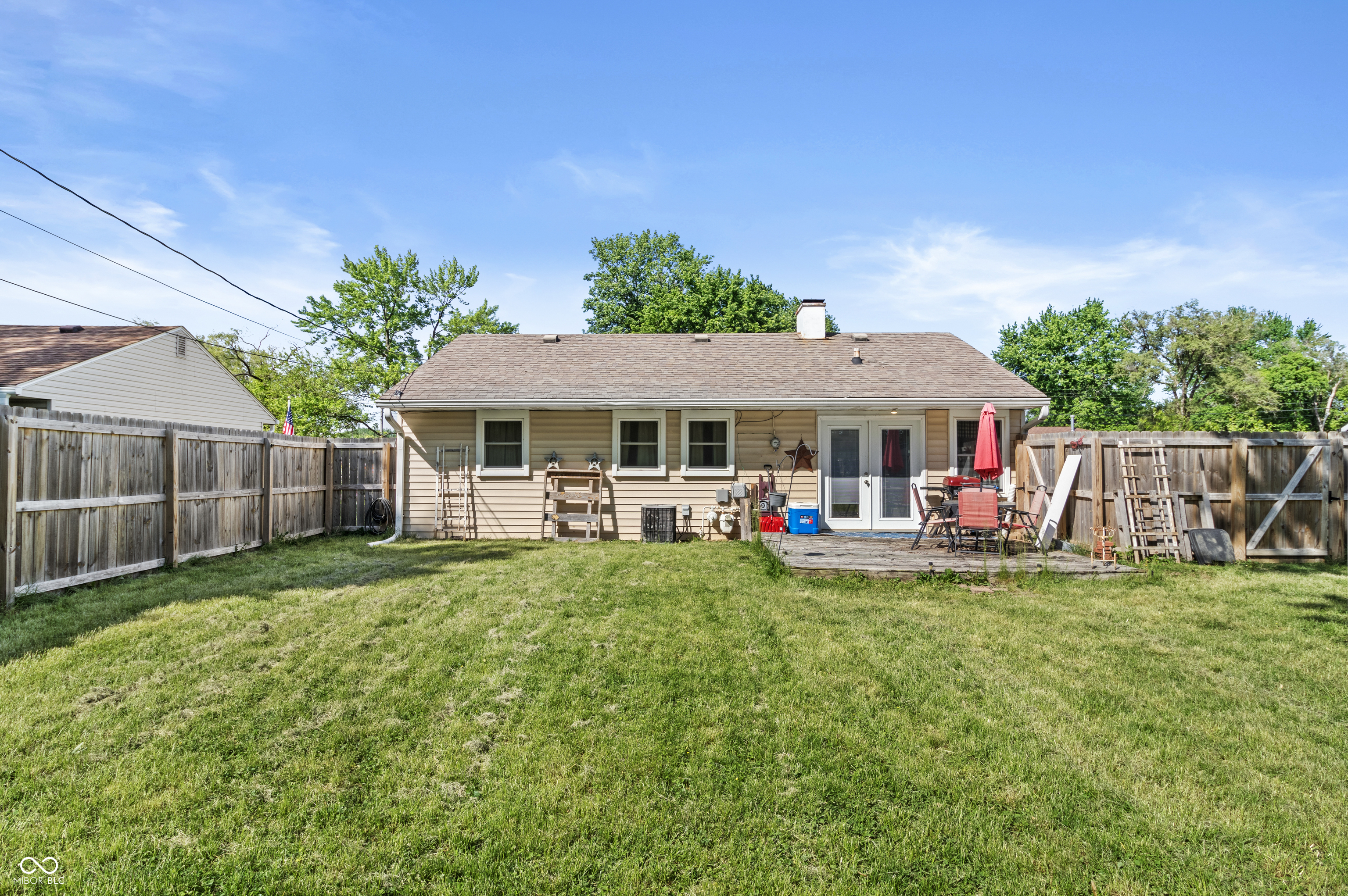1462 Lochry Road Franklin, IN 46131 - Photo 4 of 22