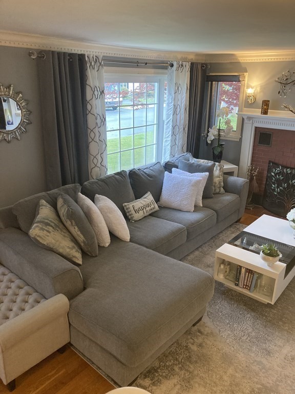 1 Foxcroft Street Lawrence, MA 01843 - Photo 8 of 37