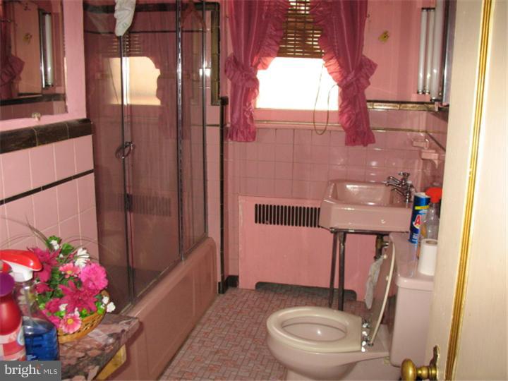 5714 Nassau Road Philadelphia, PA 19131 - Photo 10 of 13 Gallery Image 10