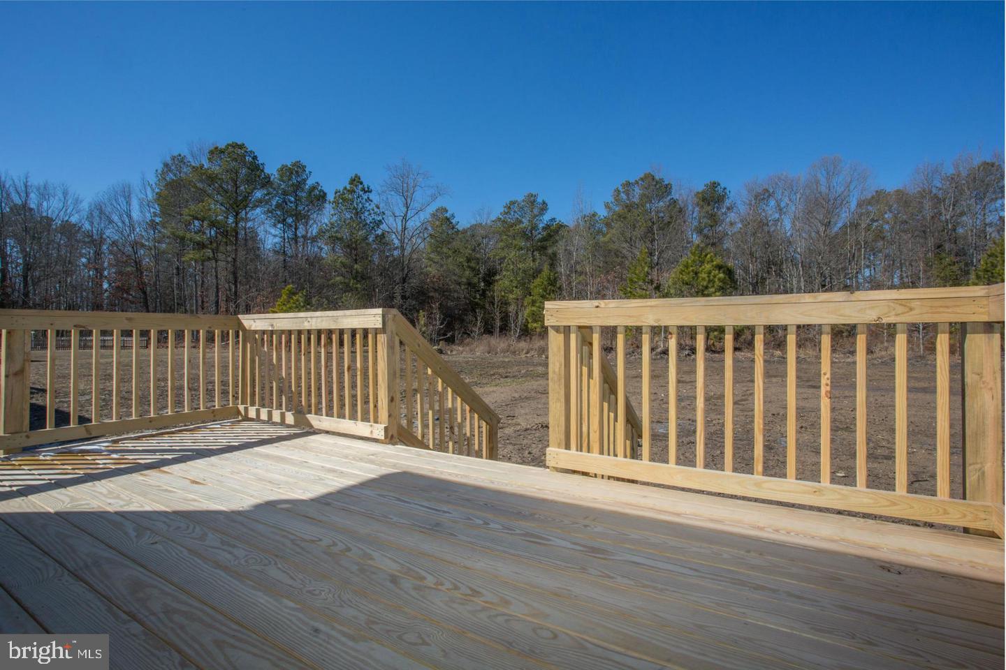 24 Columbia Road Colonial Beach, VA 22443 - Photo 2 of 13 Rear Wood Deck Included