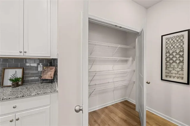 a car parked in front of a building