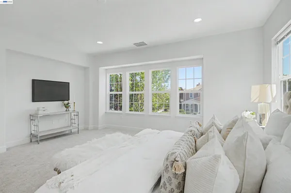 $1,949,888 | 4978 Houlton Court, Dublin, CA 94568