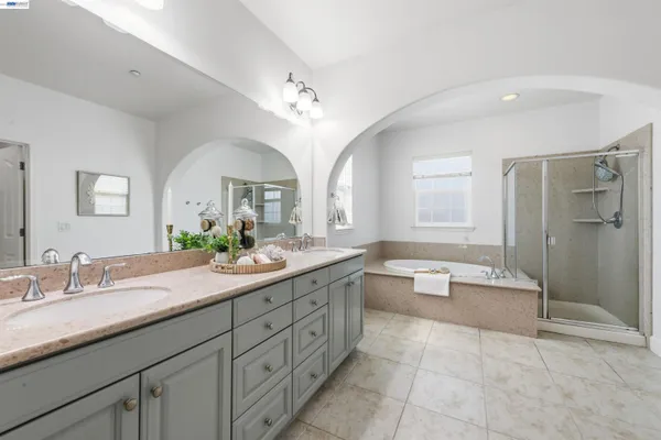 $1,949,888 | 4978 Houlton Court, Dublin, CA 94568