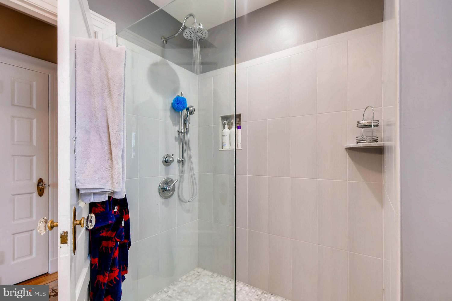 404 Cedarcroft Road Baltimore, MD 21212 - Photo 20 of 28 Bath