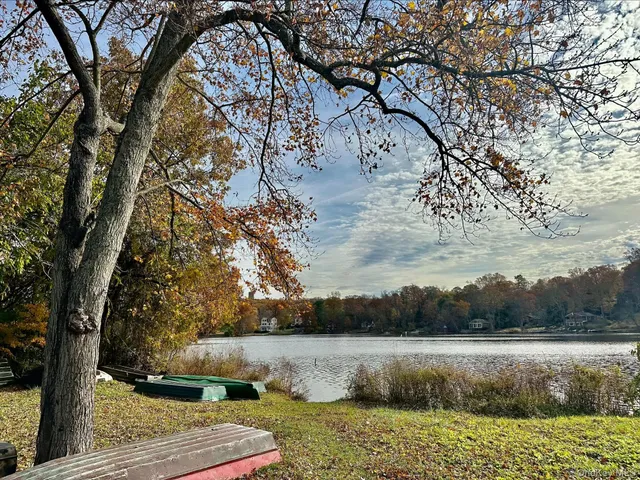 $550,000 | 1753 Lawrence Road, Mohegan Lake, NY 10547