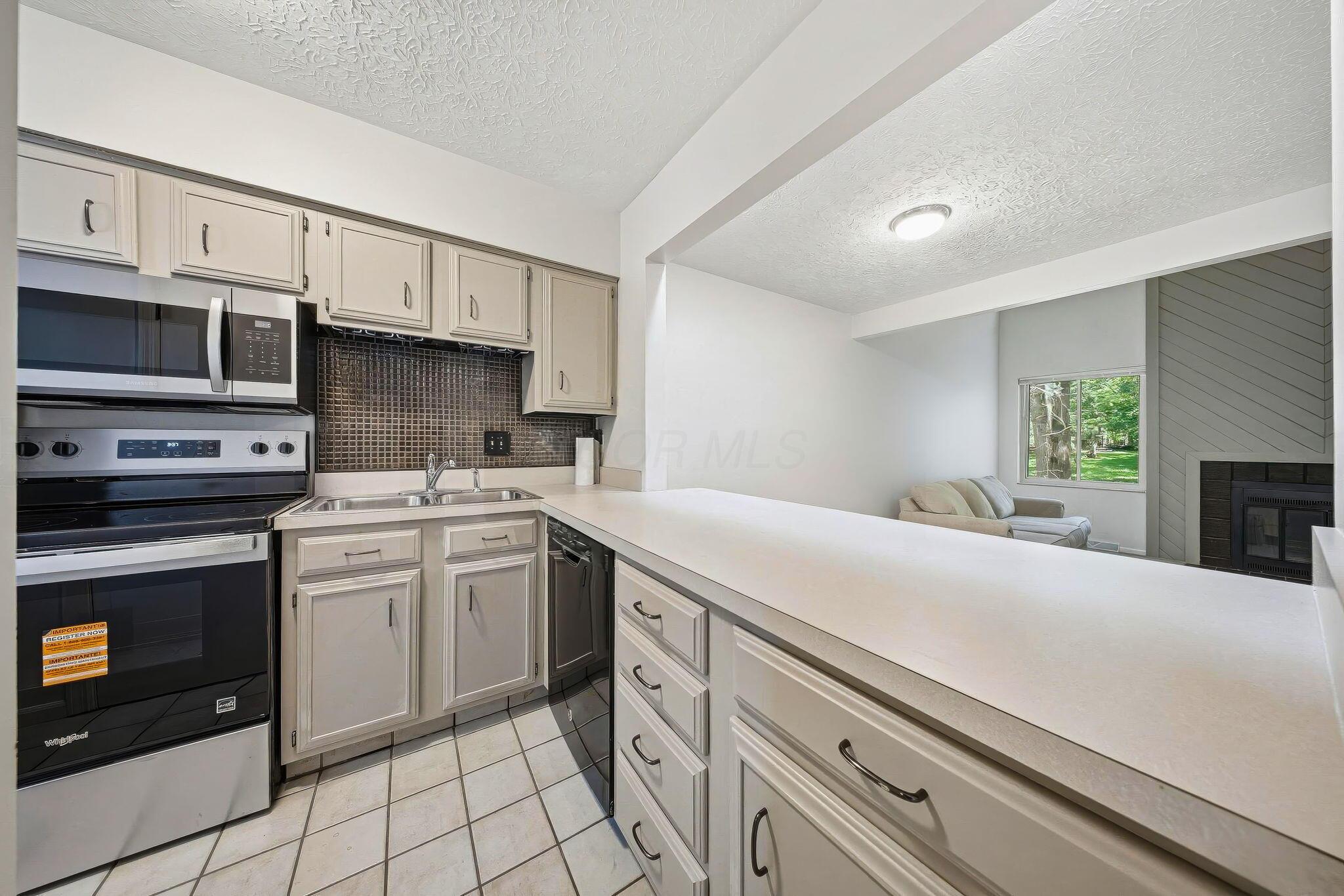 400 Fenway Road, Unit A Columbus, OH 43214 - Photo 13 of 53
