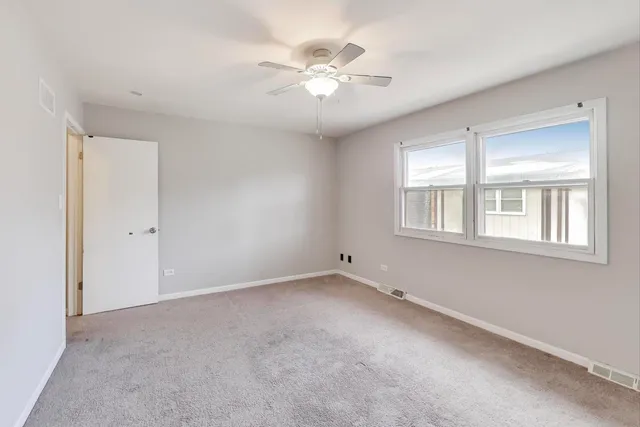 $225,000 | 10438 Major Avenue, Oak Lawn, IL 60453